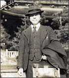1939年頃奈良にて修学旅行中